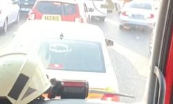 Yoğun trafik itfaiye ekiplerini engelledi