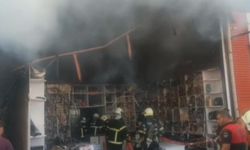İş yeri yangına 12 araç 26 personel müdahale etti