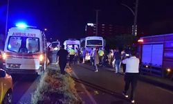 İşçi servisi Tır ile çarpıştı: 20 yaralı