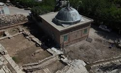 Perre Antik Kenti'ndeki Roma Çeşmesi, orijinal yapısına kavuşuyor