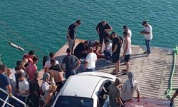 Feribottan atladı, şans eseri ölümden döndü