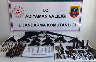 Çok sayıda silah ele geçirildi
