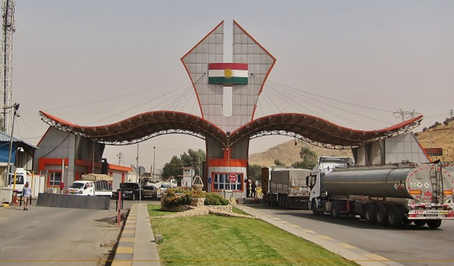 Irak sınır kapılarında dolar ile vergi dönemi bitti
