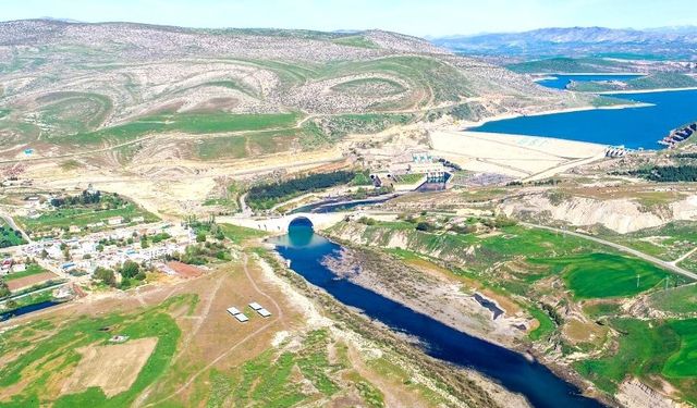 Diyarbakır'daki, Ayasofya'nın kubbesini içine alacak büyüklükteki köprünün hikayesini biliyor musunuz?