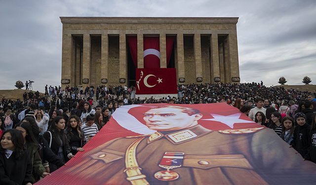 Atatürk ölümünün 85. yılında törenlerle anıldı