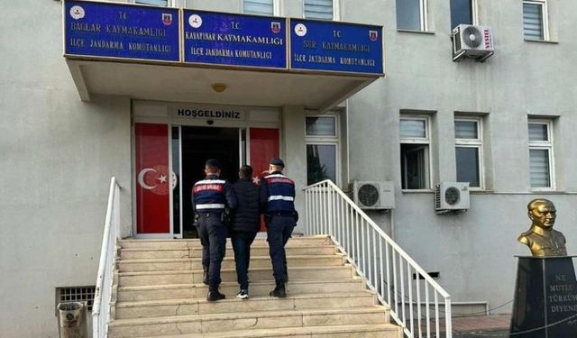 Diyarbakır'da aranan 10 kişi yakalandı