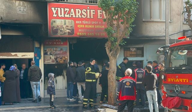 Diyarbakır’da yangın: İkinci el eşya dükkanı kullanılamaz halde
