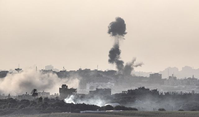 Financial Times: Gazze, tarihteki en ağır bombardımanı yaşadı