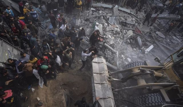 Gazze’de can kaybı 22 bine dayandı