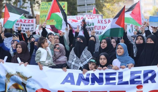 Kadınlar,  Gazze için bir araya geldi