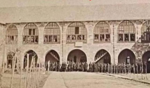 Diyarbakır'da 134 yıl önce yapılan bu bina neresi ?