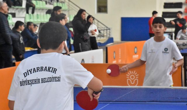 Diyarbakır'da masa tenisi turnuvası