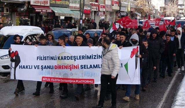 Bitlis Tatvan’da Gazze yürüyüşü