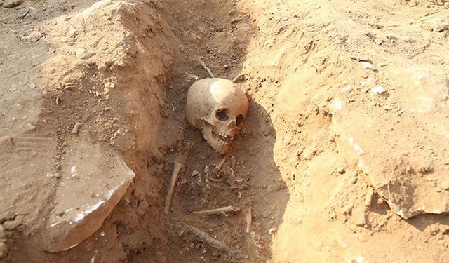 Diyarbakır’daki kazıda 54 çocuğun gömüldüğü mezarlık çıktı