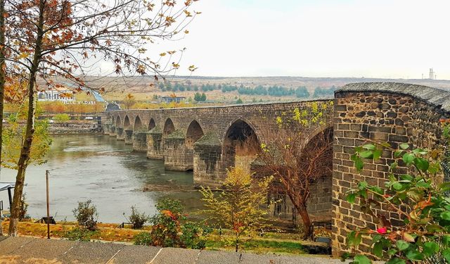 Diyarbakır'ın ünlü köprüsünün diğer adlarını da biliyormusunuz?