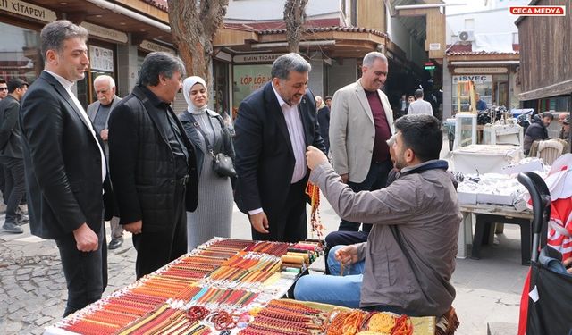 AK Parti Diyarbakır İl Başkanı’ndan Sur esnafına ziyaret