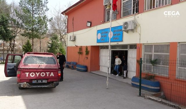 Diyarbakır’da 14 öğrenci zehirlendi