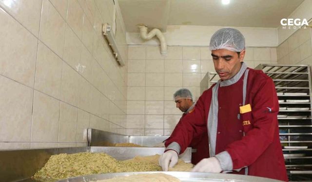 Diyarbakır’da tatlıcılar Ramazan'da günde 1 ton satış hedefliyor