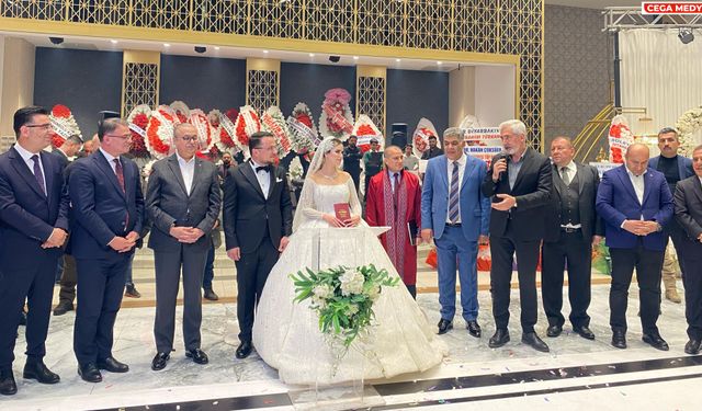 Diyarbakır’da protokollü doktor-eczacı düğünü