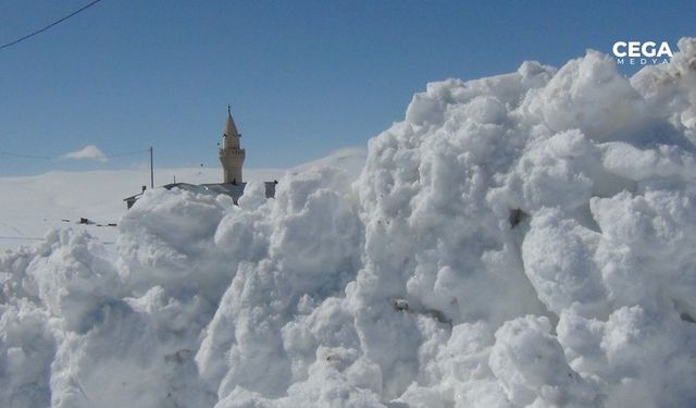 Mart sonunda Kars’ta beyaz esaret sürüyor