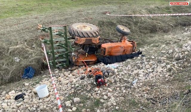 Traktör devrildi: 1 can kaybı