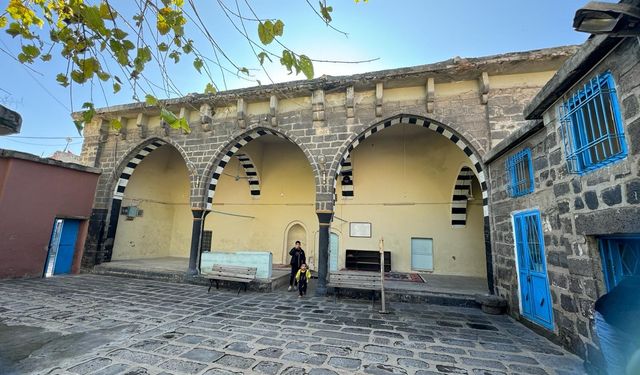 Diyarbakır'ın Akkoyunlular döneminden kalma en karekteristik camisi