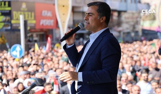 Van Büyükşehir’de mazbata AK Partili adaya verildi