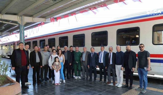 Ankara-Diyarbakır turistik trenin ilk seferi