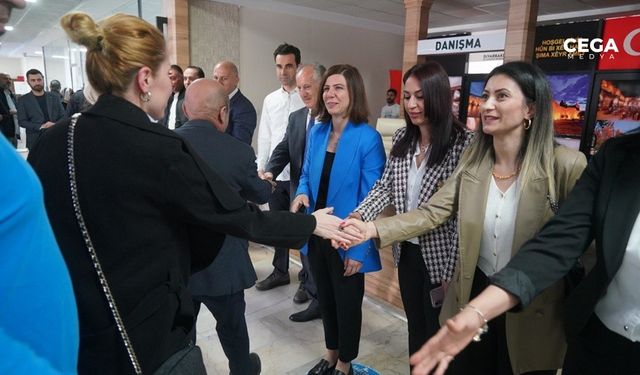 Diyarbakır Büyükşehir eşbaşkanı Bucak’tan personele karşılama