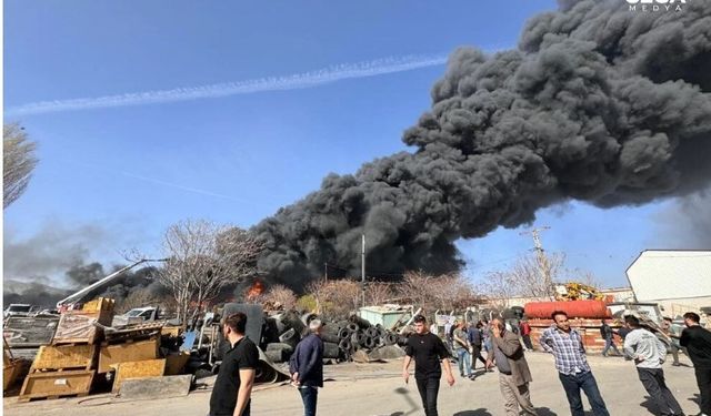 Ankara'da Hurdacılar Sitesi'nde yangın