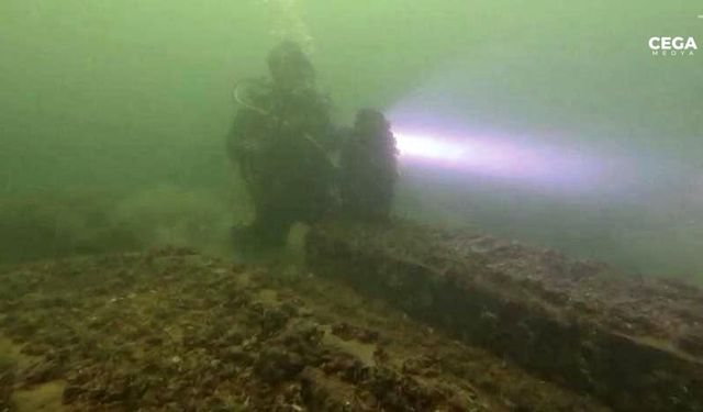 Diyarbakır’da gölün altındaki yapılar görüntülendi