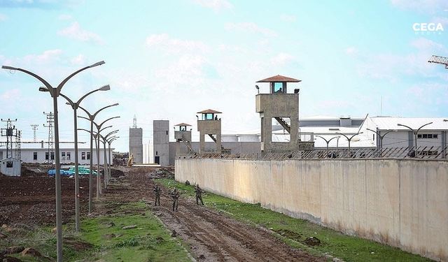 Diyarbakır'daki cezaevi firarında gardiyanlara ceza