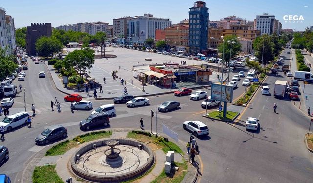 Diyarbakır Zabıtasından trafik yoğunluğunu azaltmak için uyarı