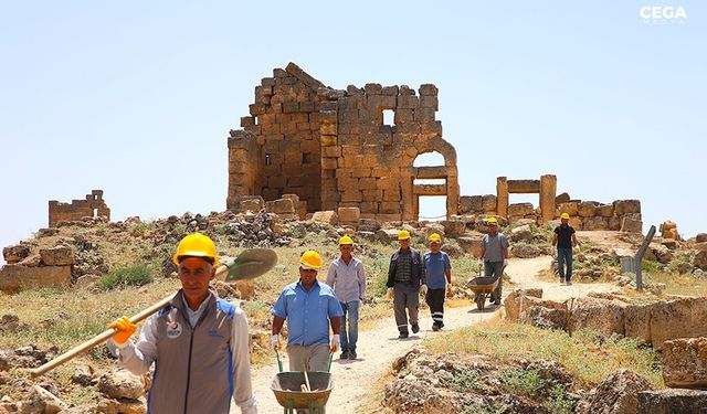 Diyarbakır'daki gizemli tapınağa ait alanlar bulundu