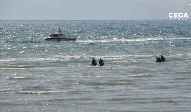 Rojin için Van Gölü’ne daldılar