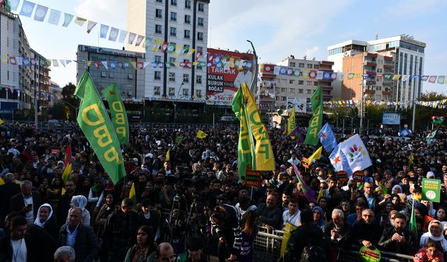 DEM Parti Eş Genel Başkanından demokratik cumhuriyet çağrısı