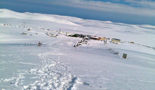 Karacadağ Kayak merkezinde kar kalınlığını kaç santim?