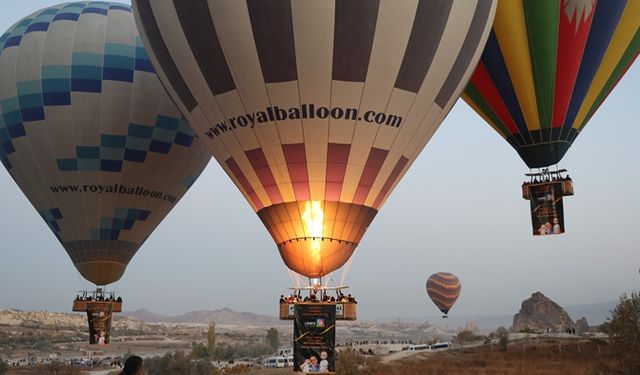 Balonlar lösemili çocuklar için uçtu