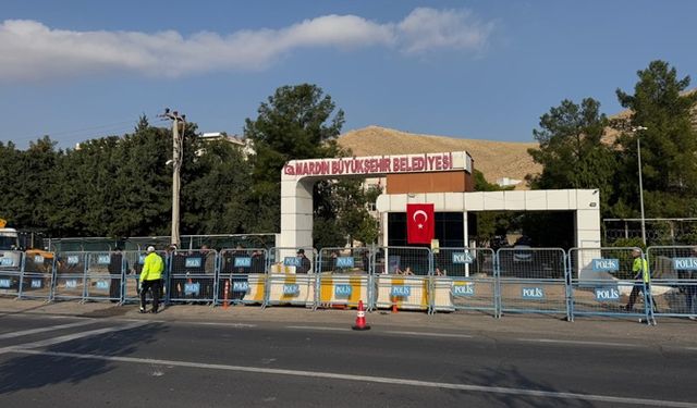 Mardin Büyükşehir Belediyesi kayyumu 420 kişiyi işten çıkardı mı?