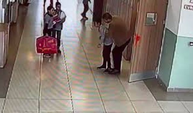 Öğrencisinin hayatını Heimlich manevrasıyla kurtardı