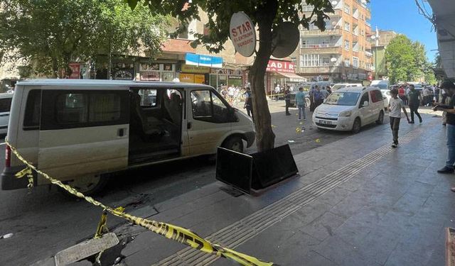 Midyat'ta komşu esnaf kavgası