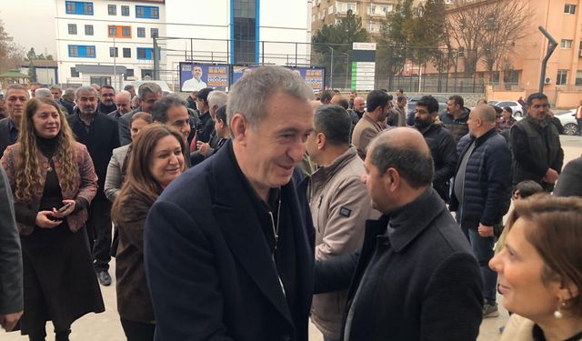 Bakırhan, Diyarbakır’dan seslendi, “Silahını bırakan ne olacak?”