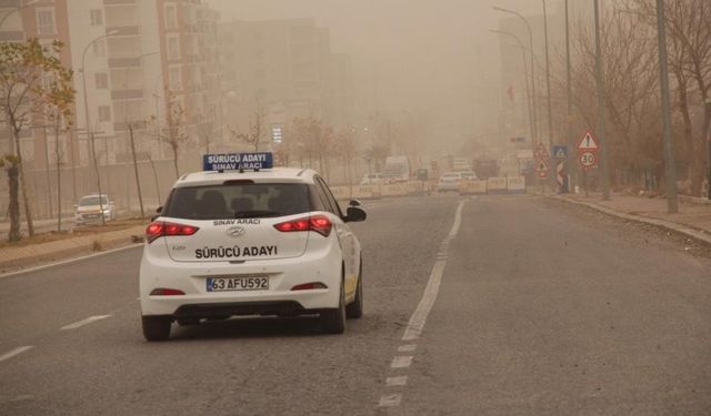 Meteorolojiden kuvvetli yağış ve toz taşınımı uyarısı
