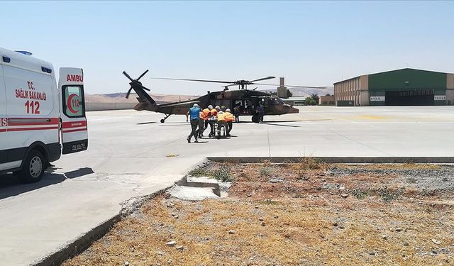 Askeri helikopter erken dünyaya gelen bebek için uçtu