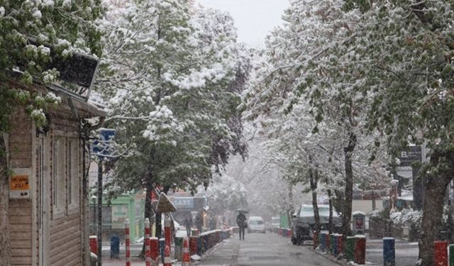 Başkentte okullar tatil edildi