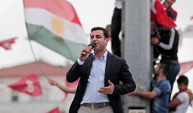 Demirtaş’tan, Muş, Van ve Elazığspor’a mesaj