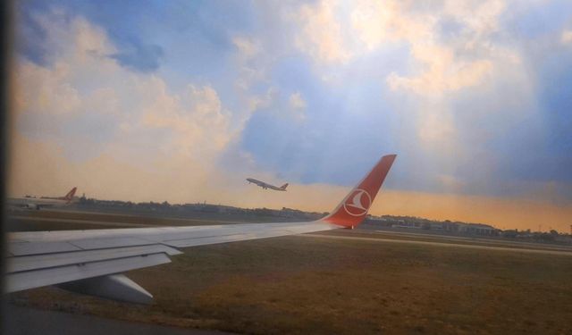 Diyarbakır uçağında gözaltına aldıran sohbet