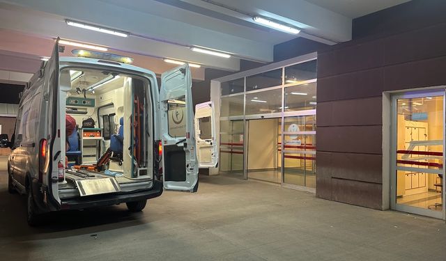 Çocukların çöp atma meselesine büyükler de karıştı: 1 yaralı