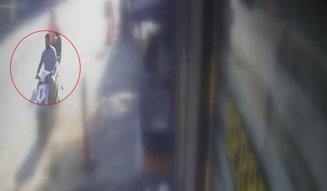 Annesini bıçakla öldürdü