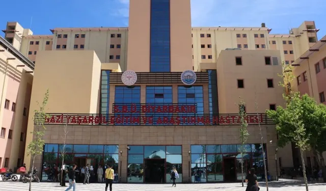 Diyarbakır'da "Uluslararası Kulak Cerrahisi Sempozyumu"